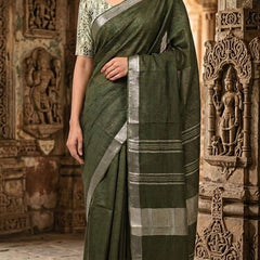 Handwoven Linen Blend Saree With Running Blouse Piece(Mehendi Green) - View 3