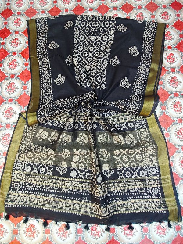 Bhagalpuri Linen Cotton Blend Handloom Batik Print Saree (GLBR_Gold-Black) - View 8