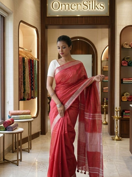 Handwoven Linen Blend Saree With Running Blouse Piece(Red) - View 2