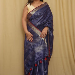 Cotton Linen Handloom Bhagalpuri Check Saree with Contrast Blouse Piece - View 2