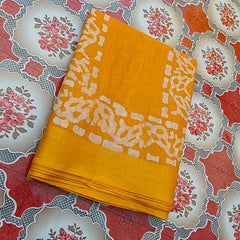 Linen Cotton Blend Handloom Batik Print Saree (GLBR_Gold-Gamboge_Yellow) - View 5