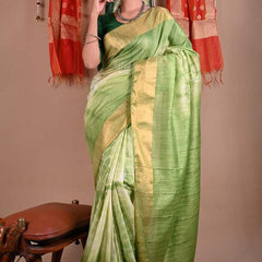 Green Sequins Bhagalpuri Handloom Silk Striped Sibory (Tie-Dye) Saree - View 4
