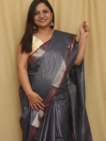 Women's Handloom Linen Cotton Blend Bhagalpuri Check Saree with Contrast Blouse Piece - View 4