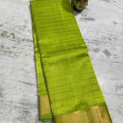 Cotton Silk Handloom Bhgalpuri Check Saree with Gold Zari Border with Blouse Piece for Women (100160 Parrot_Green)
